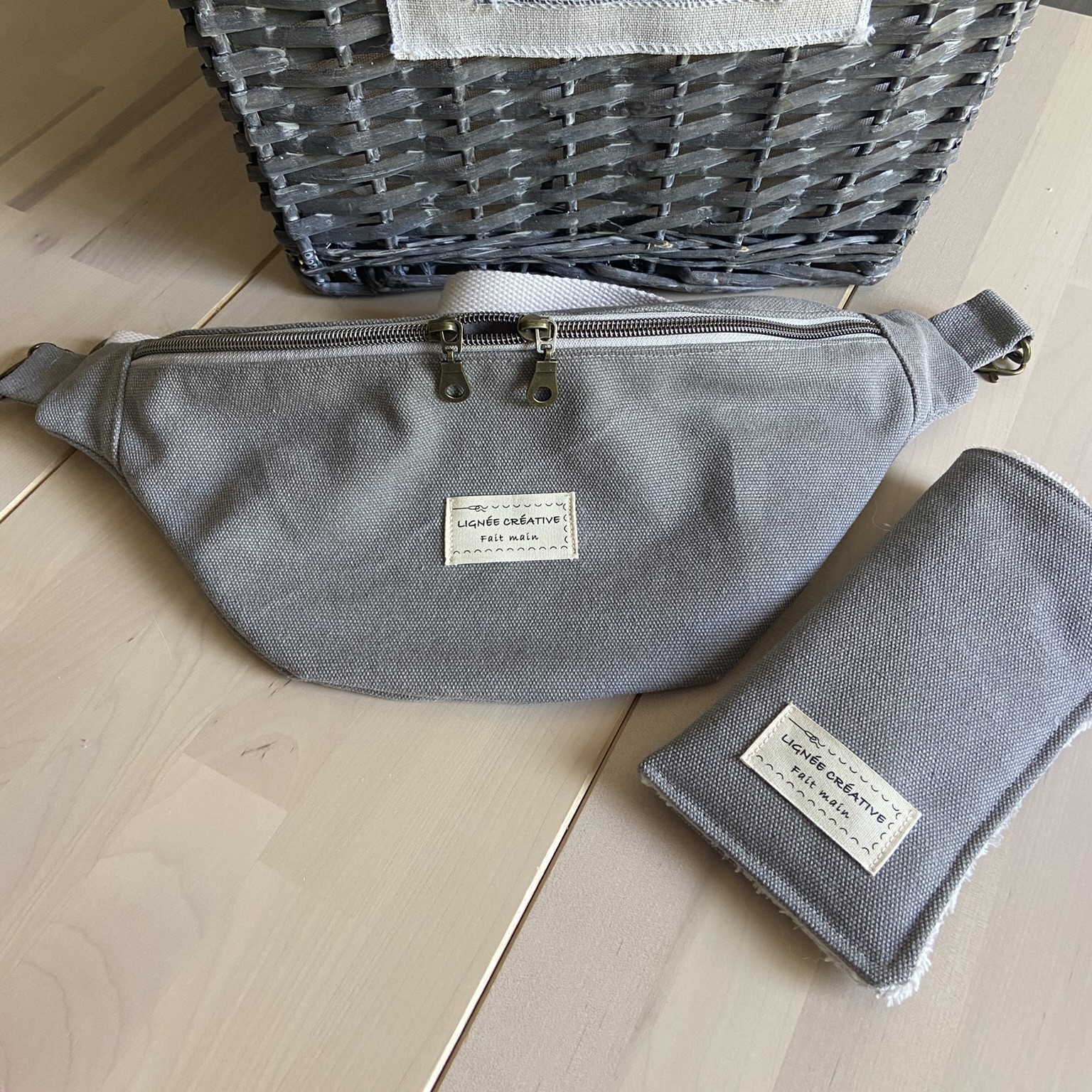 Etui lunettes taupe avec banane